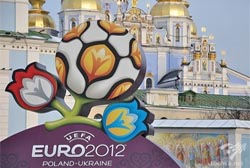 UEFA pede apoio para combater o racismo no Euro
