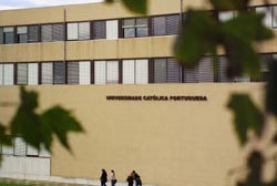 Católica Porto cria consultório de apoio às escolas