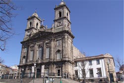 Câmara do Porto vai renovar Largo da Lapa e chamar-lhe D. Pedro IV