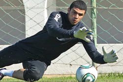 Guarda-redes Fabiano no FC Porto até 2016
