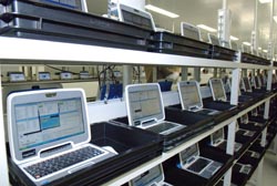 Governo rescinde contrato com fabricante do computador “Magalhães”