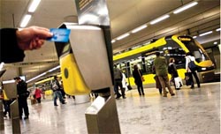 Greve da EMEF provoca atrasos no metro do Porto