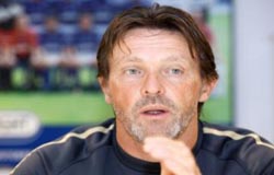 Franky Vercauteren é o novo treinador do Sporting