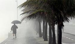 Norte e Centro de Portugal sob aviso amarelo devido a chuva forte