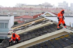 Proteção civil continua a reparar habitações danificadas pelo tornado