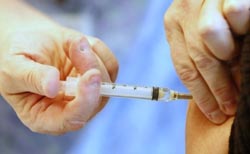 Vacinas contra gripe disponíveis a partir desta terça-feira