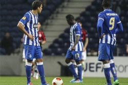 FC Porto empata com o Eintracht Frankfurt