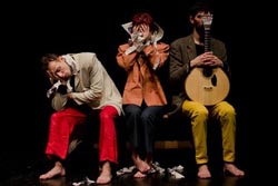 ACE Teatro do Bolhão revela “vidas invisíveis” dos sem-abrigo