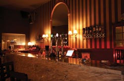 Porto: licenciamento de restaurantes e bares cresceu 8 vezes em dois anos
