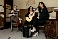 “As 3 Marias” e Simone de Oliveira preparam novo desafio musical