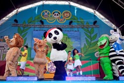 Festival Panda com cartaz completo