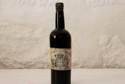 Garrafa de Vinho do Porto de 1815 é a estrela de “Um Objeto e seus Discursos por Semana”