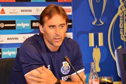 Lopetegui defende que sucesso do FC Porto reside no trabalho diário