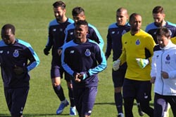 FC Porto prepara receção ao Dortmund sem Indi e com Chidozie