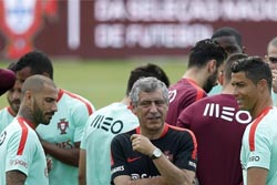 Seleção portuguesa treina pela última vez antes de jogo com Andorra
