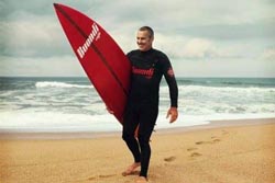 Garrett McNamara vai dar aulas de surf em Matosinhos