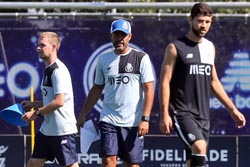 FC Porto inicia preparação do jogo com o Desportivo de Chaves