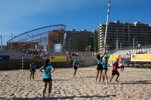 Torneios de rugby, andebol, gira-vólei e voleibol animam o Estádio de Praia