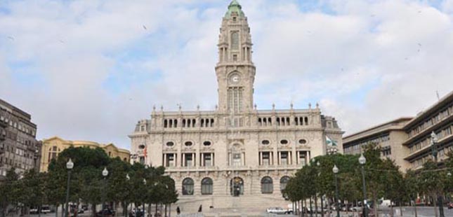Assembleia do Porto decide não transferir competências para as juntas
