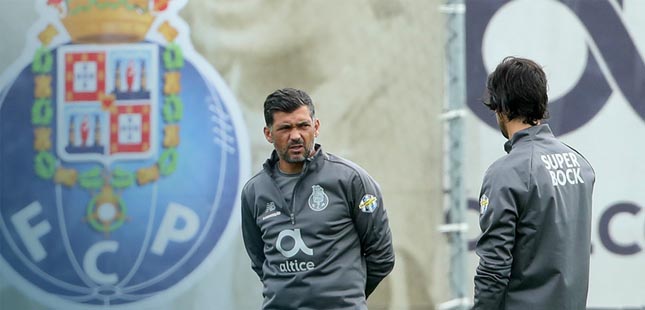 FC Porto retoma preparação para o clássico