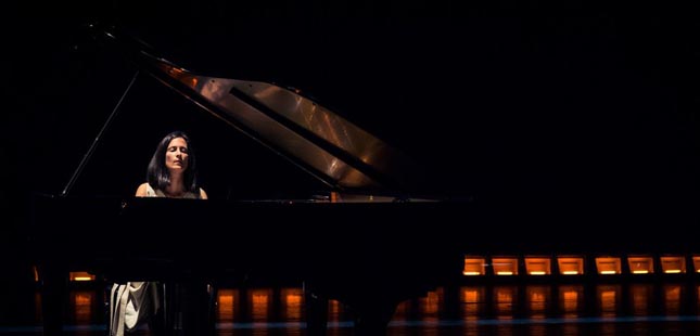 Pianista Joana Gama homenageia Erik Satie em Santo Tirso