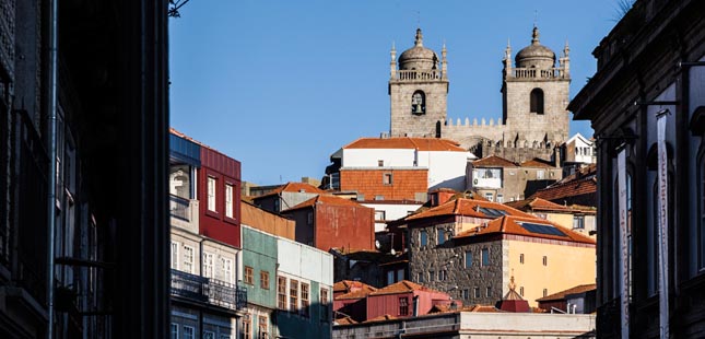 Porto: entregues as chaves das primeiras casas de renda acessível no Morro da Sé