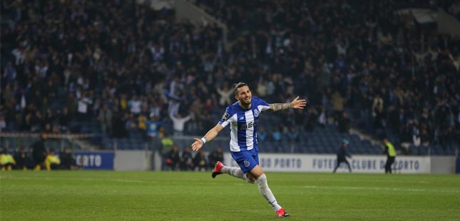 FC Porto vence Portimonense e assume liderança (provisória) do campeonato