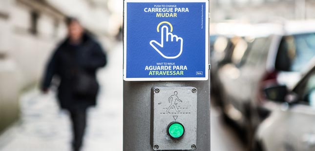 Câmara do Porto instala novo sistema de atravessamento a pedido