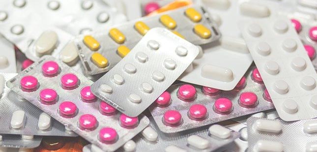 Farmácias disponibilizam linha telefónica gratuita para encomenda de medicamentos