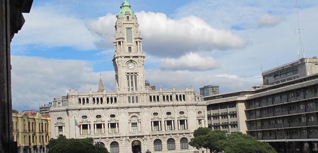 Assembleia Municipal do Porto aprova revisão orçamental