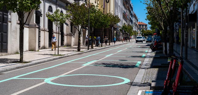 Porto suspende zonas pedonais temporárias até ao final do ano