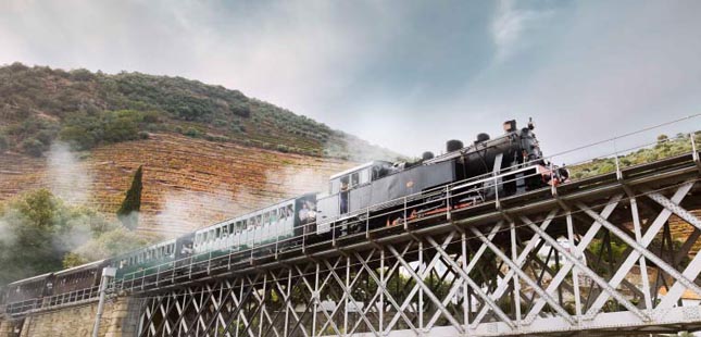 CP anuncia viagens ao domingo do Comboio Histórico do Douro