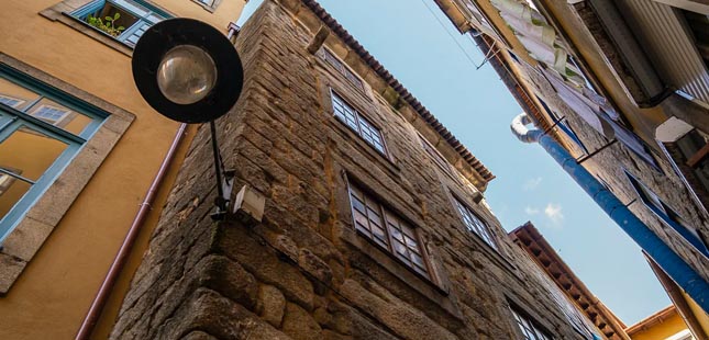 Porto cede edifício para projeto pioneiro de cinema