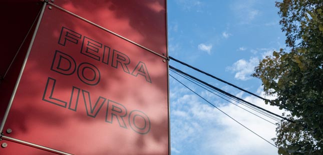 Feira do Livro do Porto homenageia Ana Luísa Amaral na edição de 2022