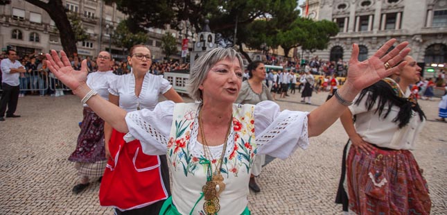 Freguesias do Porto saem às ruas para desfilar nas Rusgas de São João