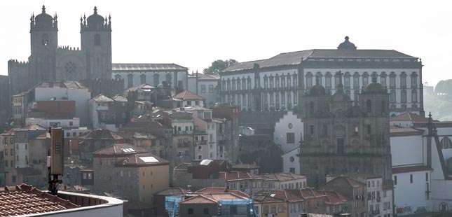Porto quer tirar carros do centro histórico