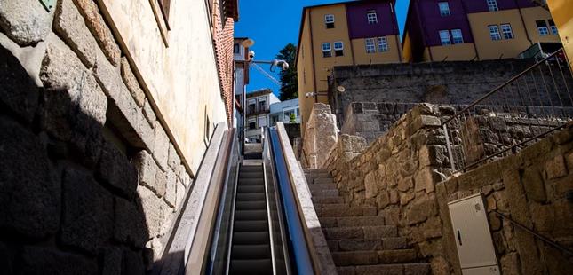 Escadas do Monte dos Judeus na corrida a prémio de arquitetura