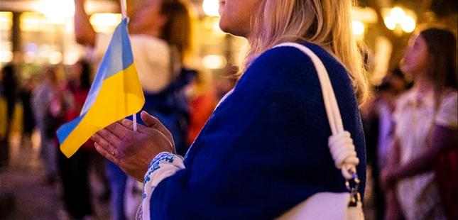 Luzes no Porto desligam-se em solidariedade com a Ucrânia