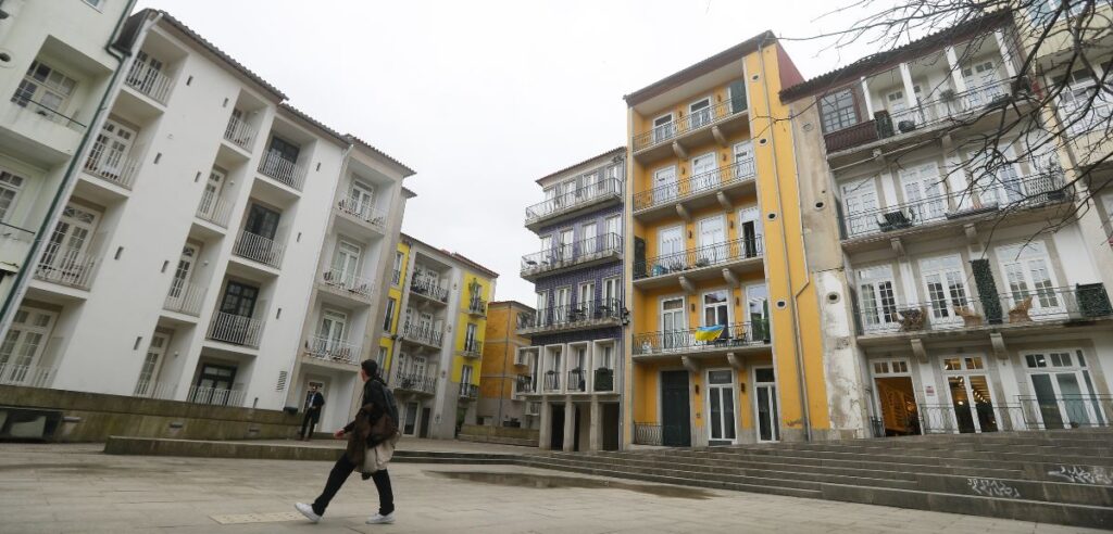 Câmara do Porto vai reabilitar habitações municipais