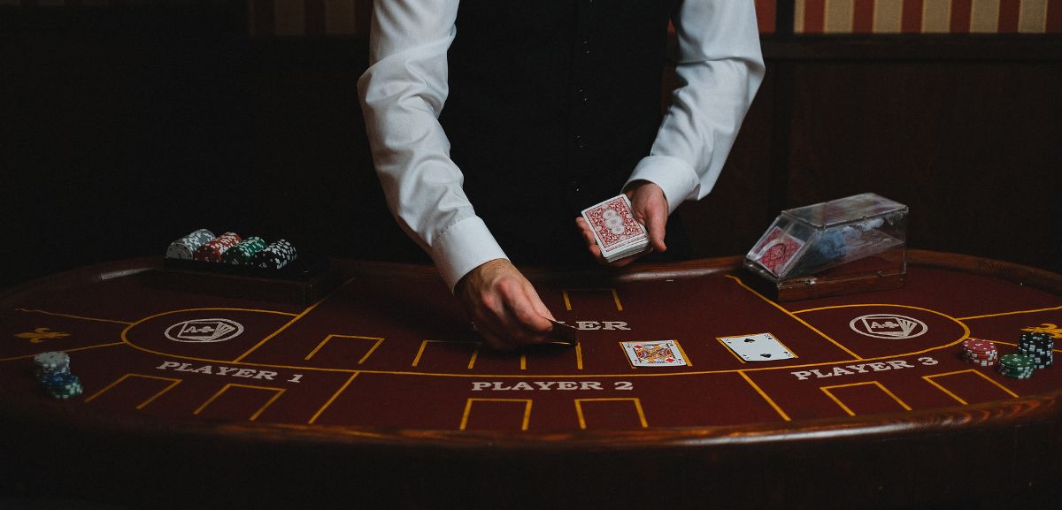 As 5 principais razões pelas quais o blackjack online é tão popular