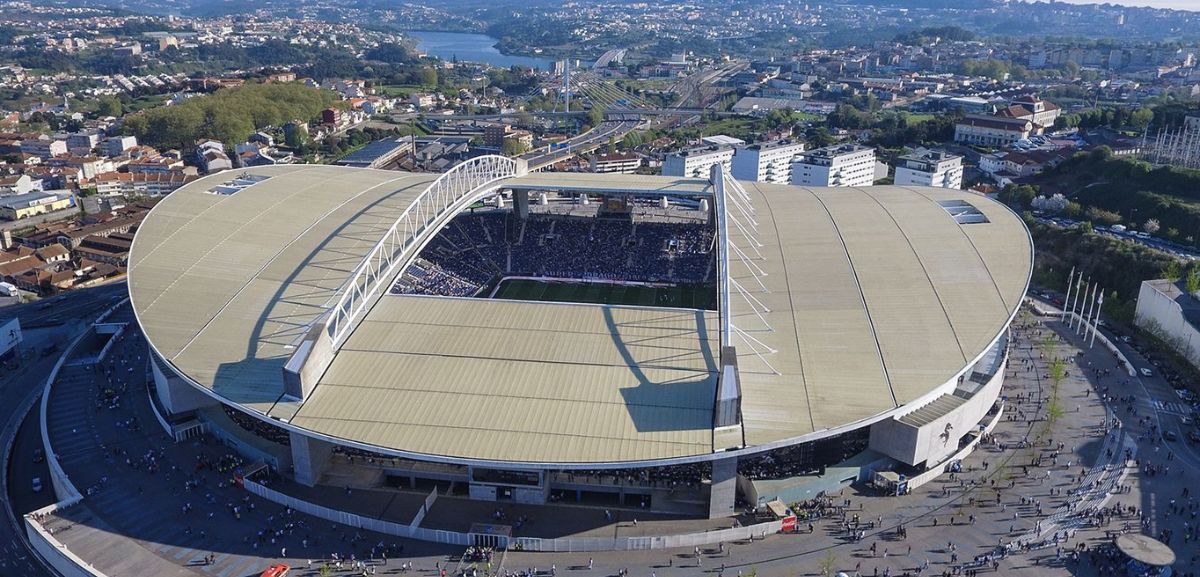 Recordem-se os 20 anos de Estádio do Dragão, que se celebram hoje