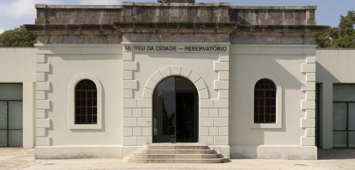 Biblioteca de Arqueologia do Porto já abriu portas e tem mais de 800 livros para ver