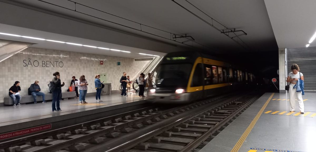 Metro do Porto altera horários na terça-feira de Carnaval