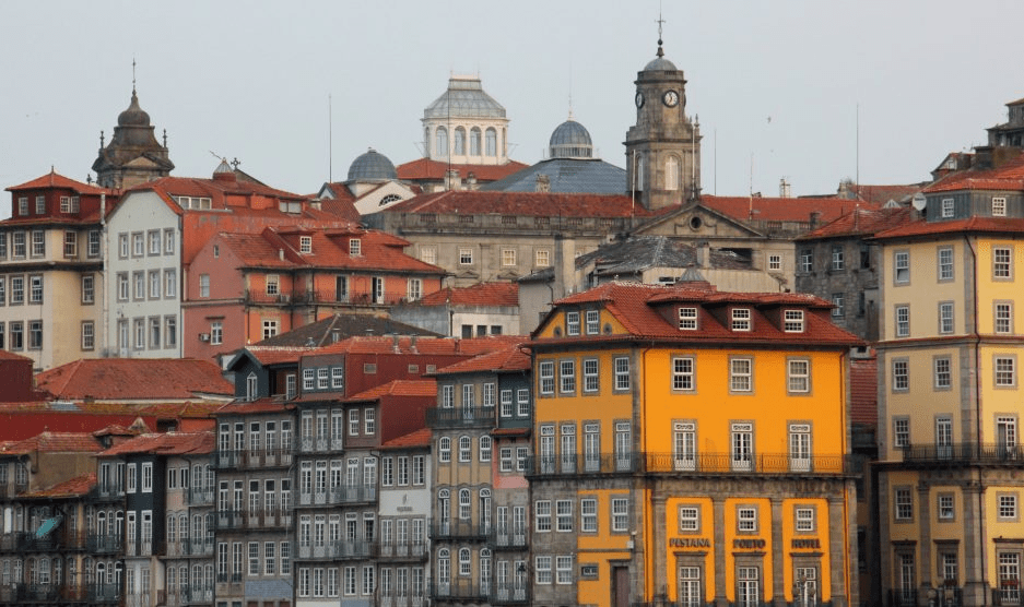 A Arquitetura do Porto: Um Espelho dos Séculos